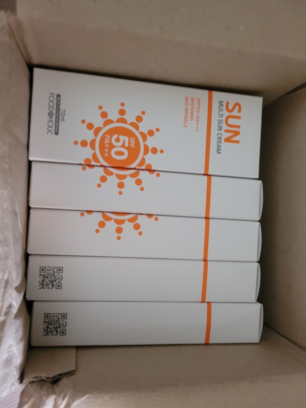 푸드어홀릭 멀티 선크림 SPF50 PA+++ 솔직 후기 | 피부 타입별 분석 - 상품 이미지 4
