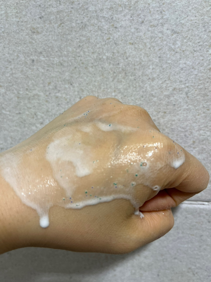 아크네스 데일리 딥클렌저 100g 각질 관리 모공 케어 피부 노폐물 클렌징 폼 이미지 2