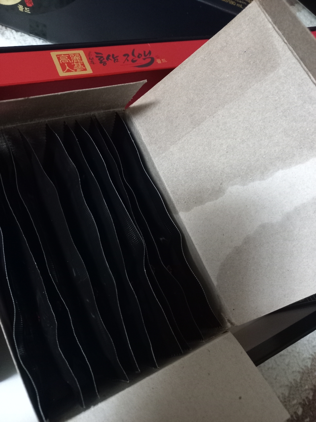고려인삼 6년근 홍삼진액 골드 맛있게 먹은 솔직 후기 - 상품 이미지 2