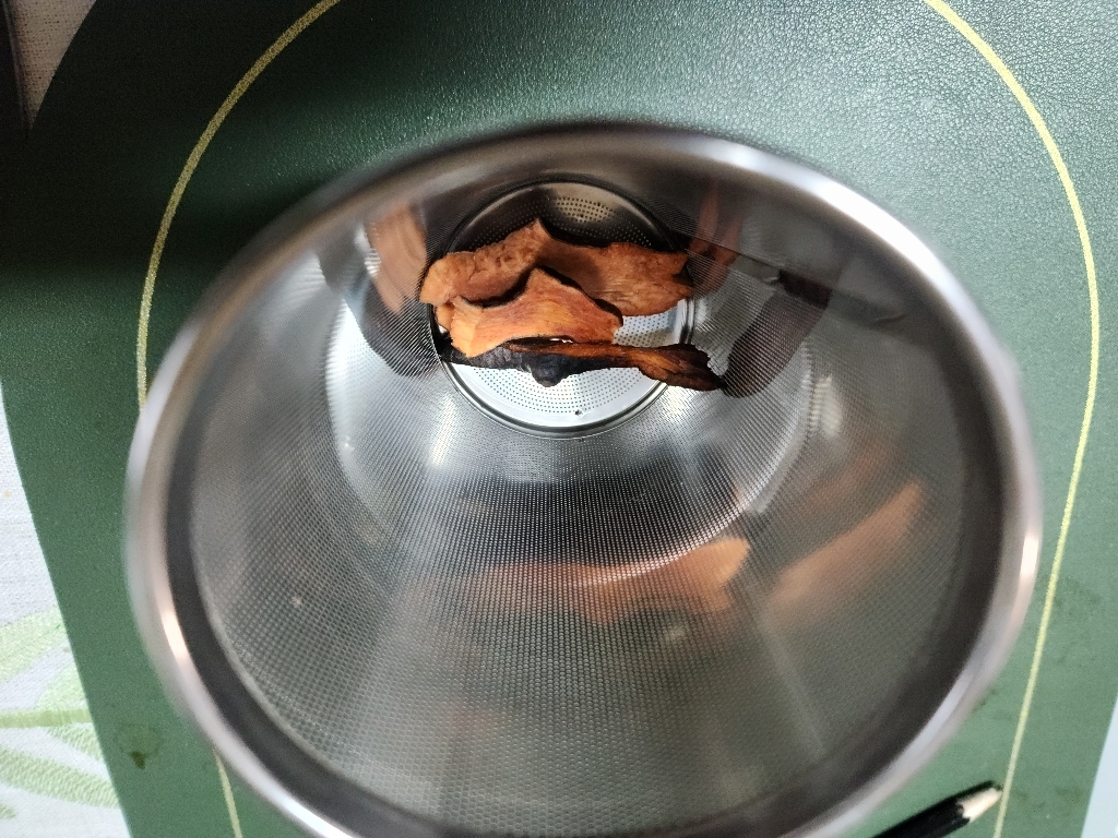자애인 국산 토복령 자연산 망개나무 뿌리 1.2kg, 1개 맛있게 먹은 솔직 후기 - 상품 이미지 4
