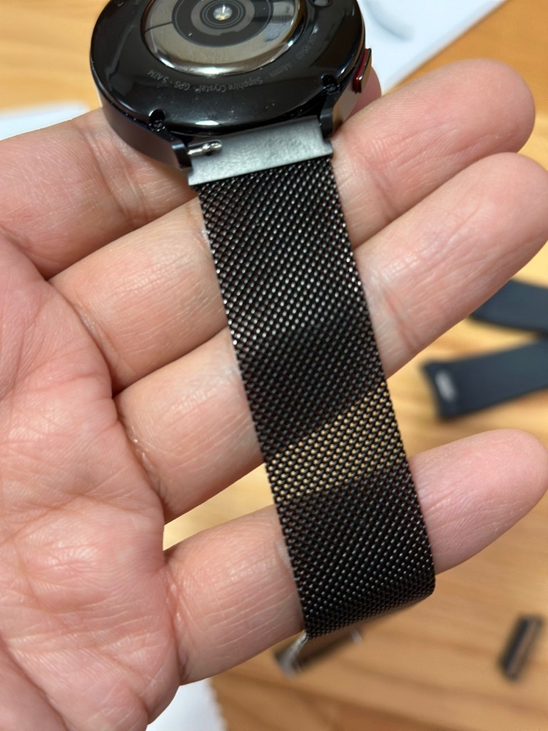 신지모루 갤럭시워치 밀레니즈 밴드 스트랩 개봉기 | 실사용 후기 - 상품 이미지 4