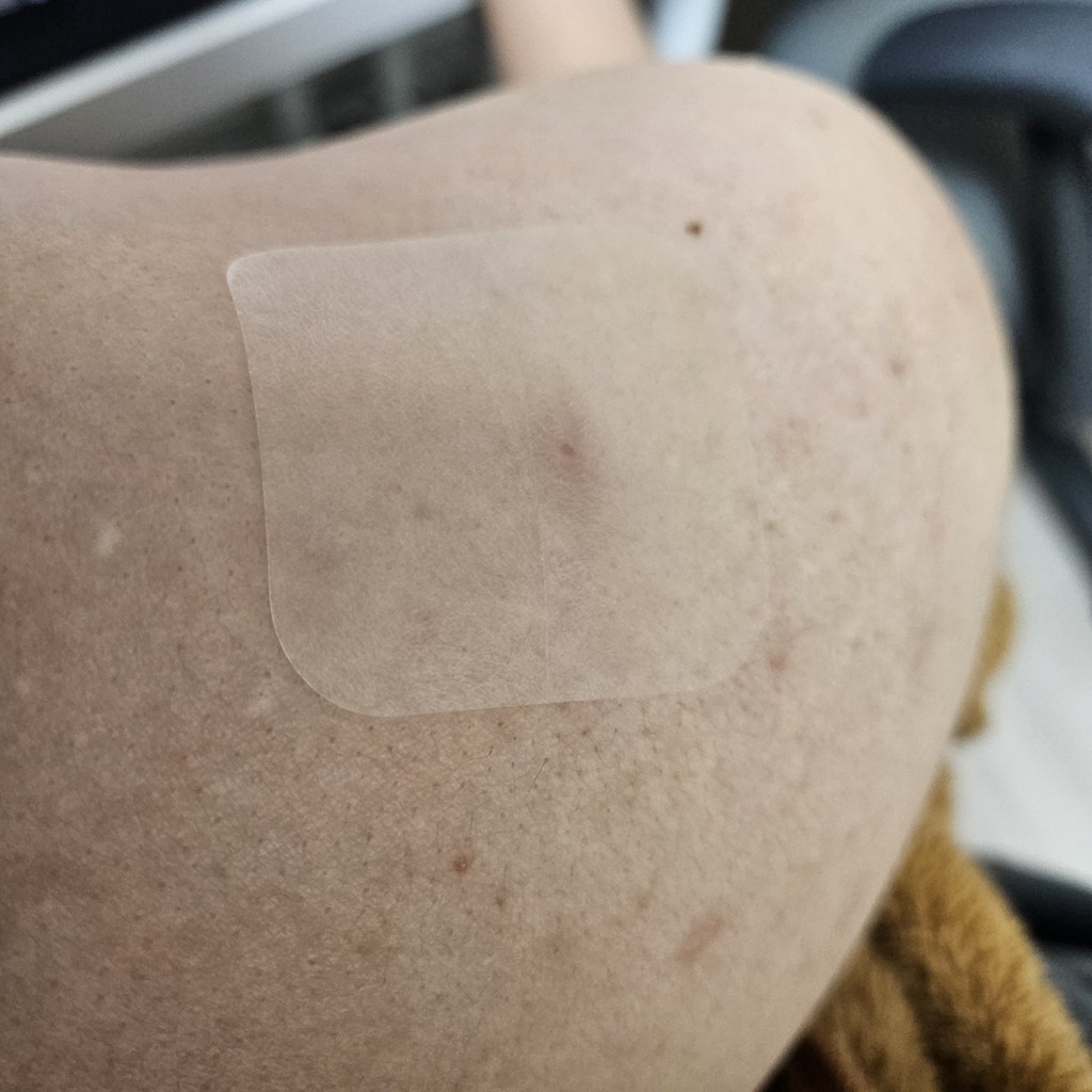 에버렐 짓아웃 트러블 패치 빅사이즈 하이드로콜로이드 50mm 어깨 가슴 ... 솔직 후기 | 실사용자 리뷰 분석 - 상품 이미지 2