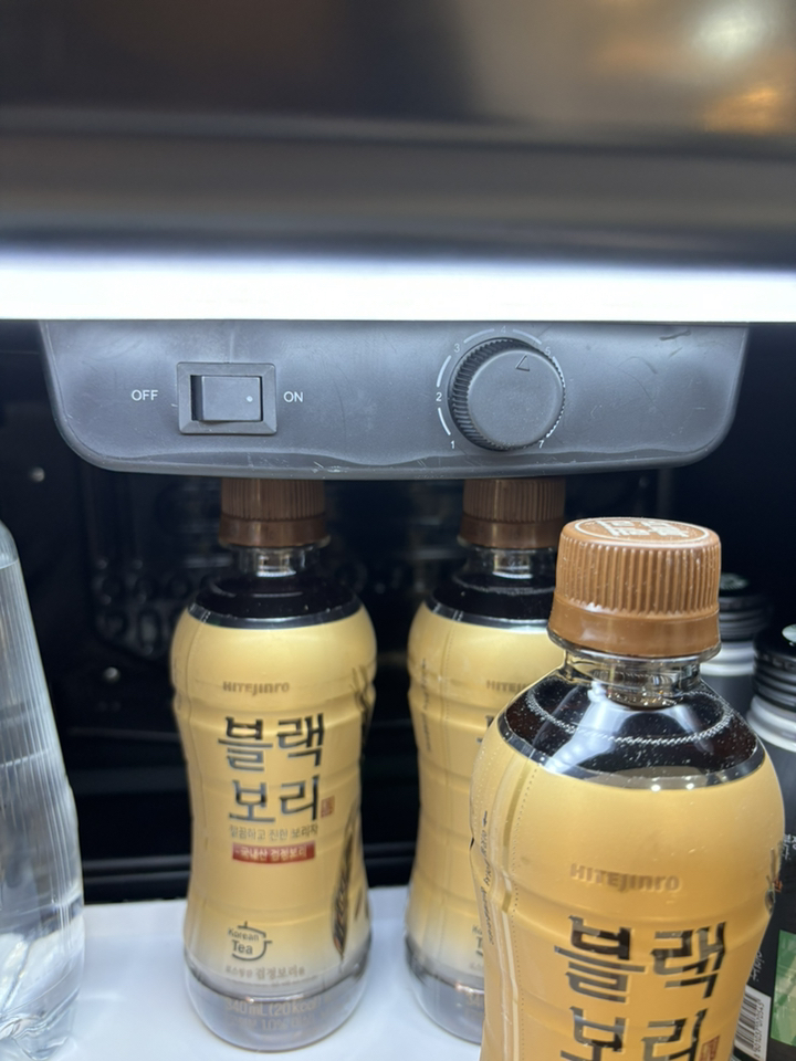 포쿨 미니 쇼케이스 냉장고 KVC-50 50L 개봉기 | 실사용 후기 - 상품 이미지 4