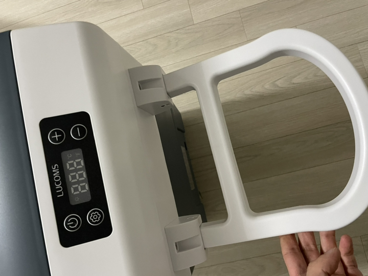 루컴즈 캠핑용 이동식 냉장고 50L 개봉기 | 실사용 후기 - 상품 이미지 4