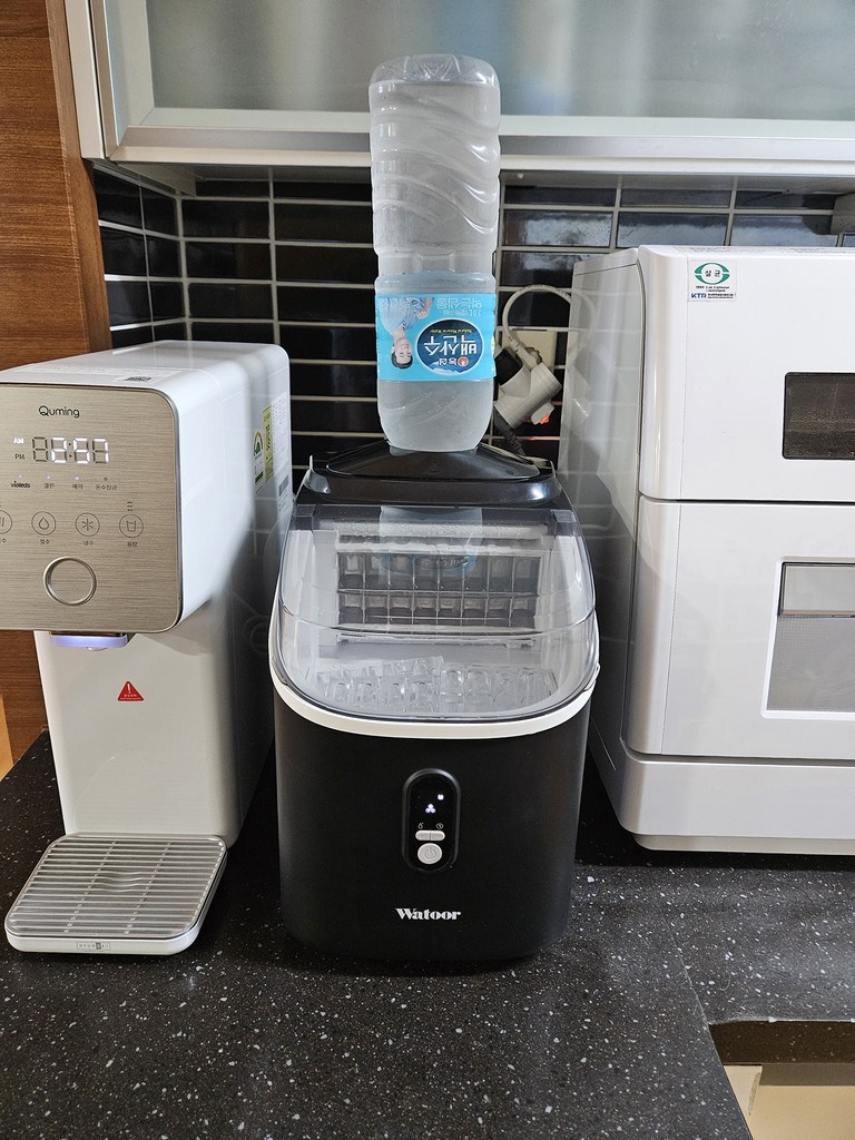 튼튼한 사각얼음 가정용 제빙기 20KG 편리한 3가지 급수 방식 이미지 2