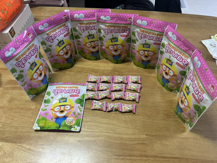 뽀로로 데일리 비타츄잉정 멀티 비타민 15정 딸기맛 52.5g, 4개 실사용 후기 | 효과 있을까? - 상품 이미지 4