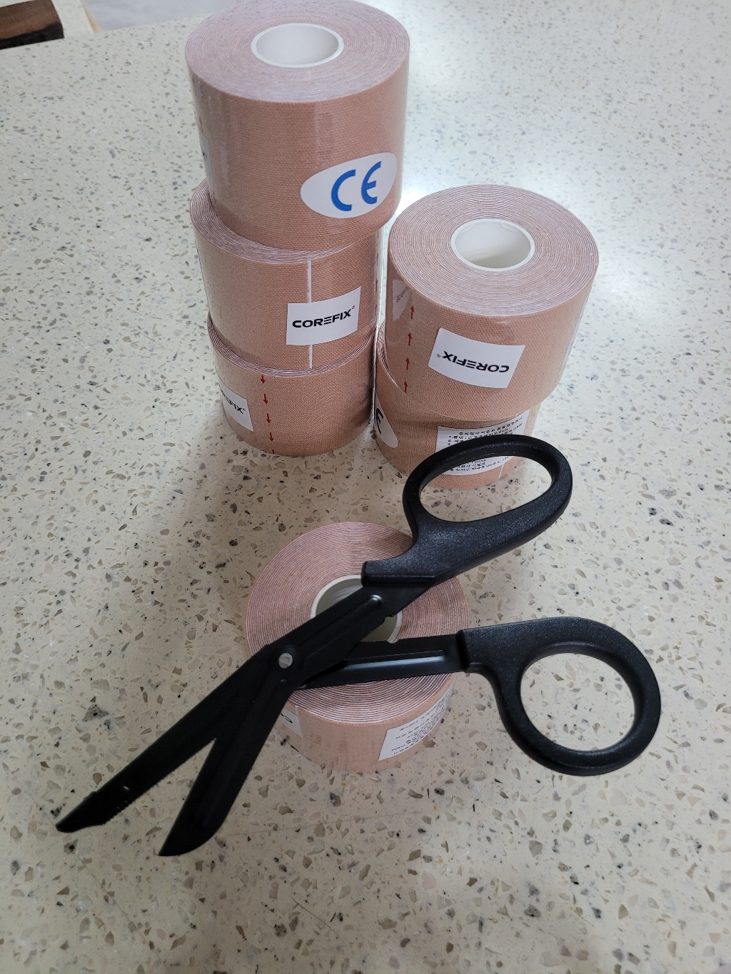 코어픽스 스포츠테이프 + 가위 1 근육 머슬 헬스 무릎 키네시올로지 스포... 운동러 솔직 후기 | 실사용 리뷰 - 상품 이미지 2