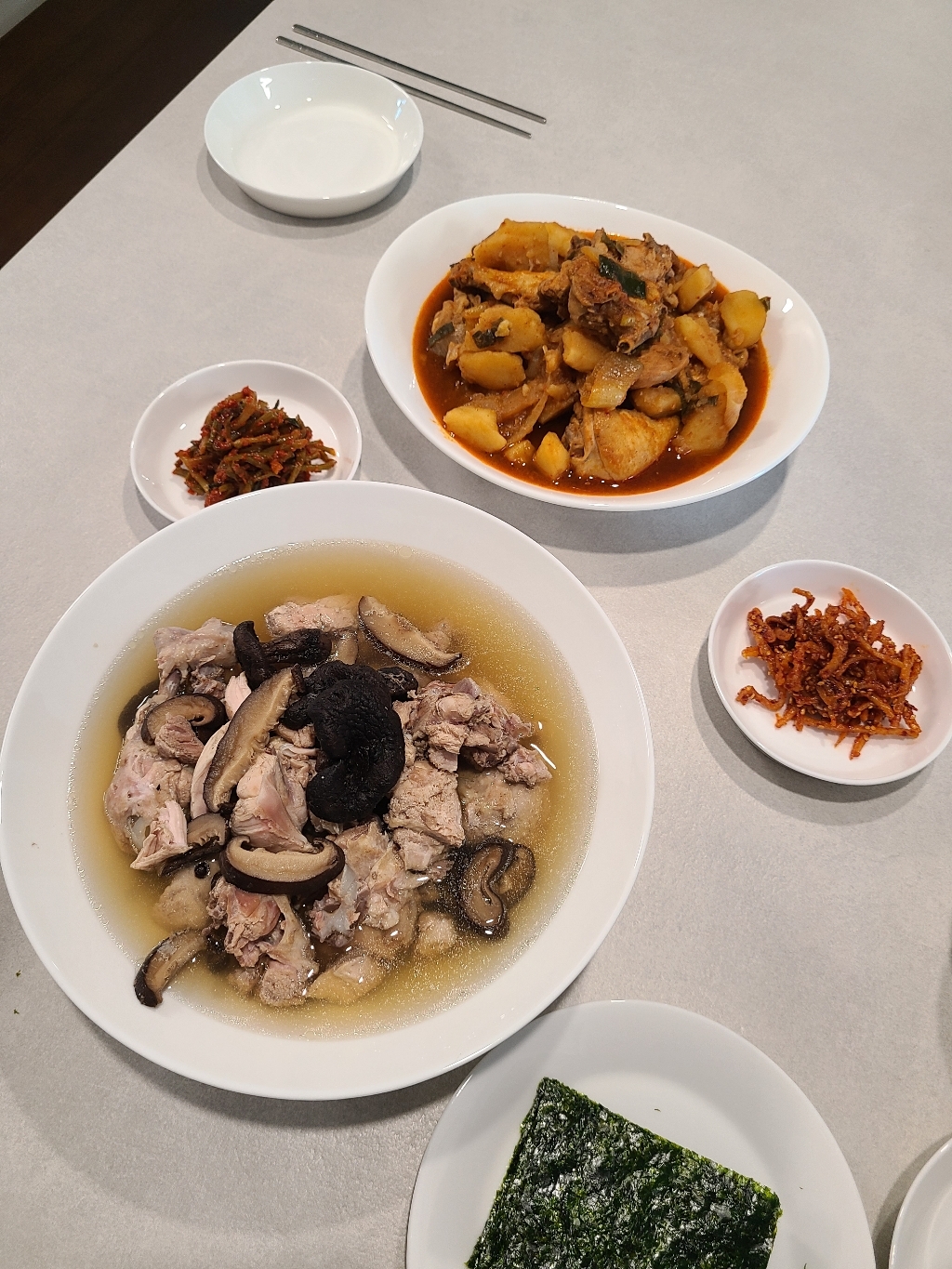 몸애조화 능이버섯이 들어간 백숙재료 모음 135g, 2개 맛있게 먹은 솔직 후기 - 상품 이미지 3
