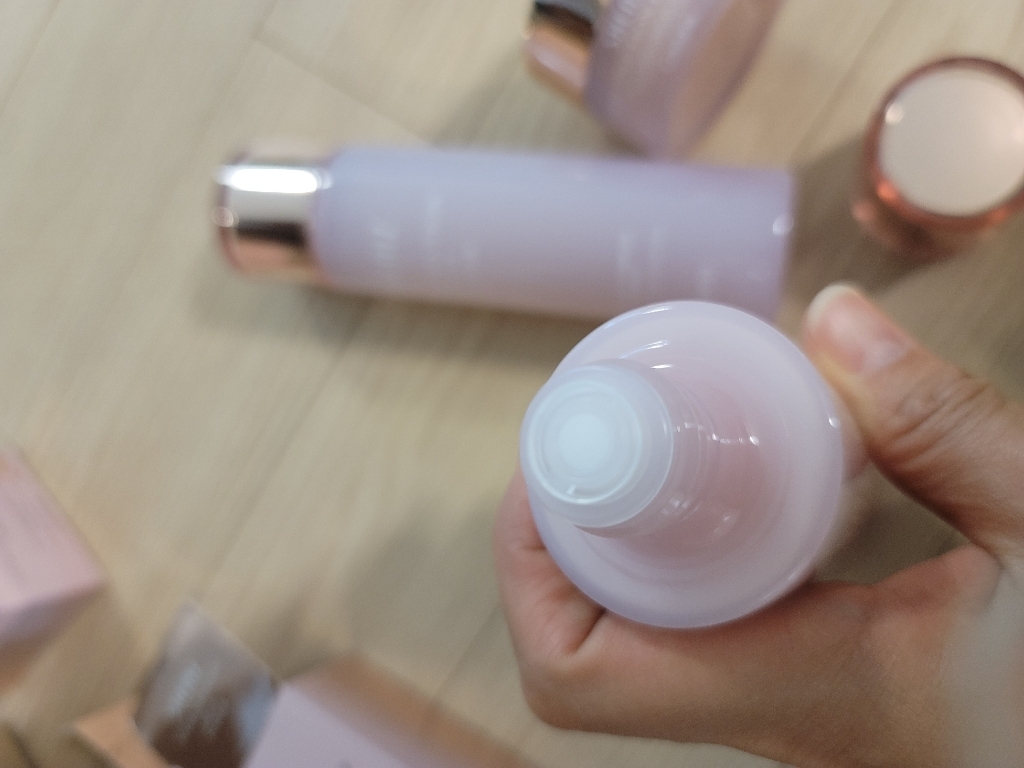 코리아나 바이탈 플러스 탄력강화 스킨 토너 150ml+에멀젼 150ml+크림 50ml 이미지 3
