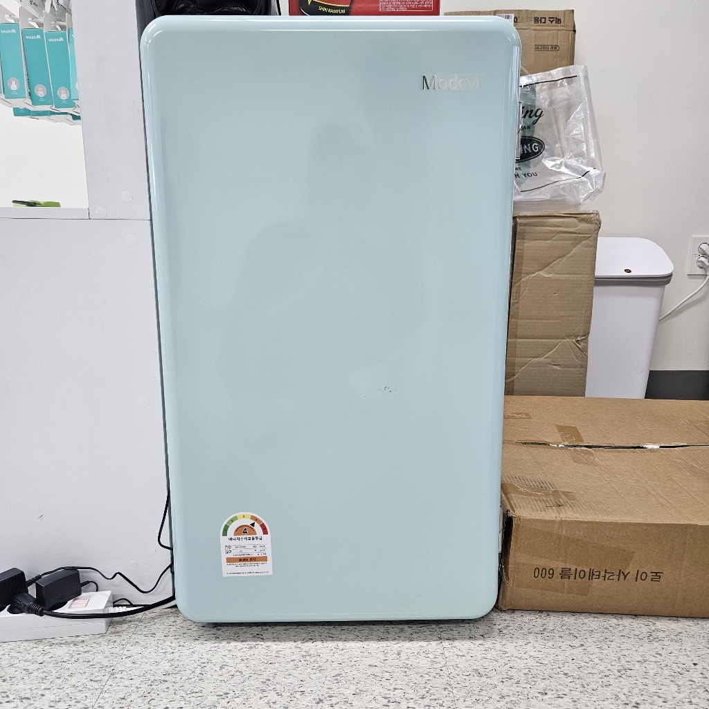 캐리어 클라윈드 원도어 냉장고 90L 이미지 2