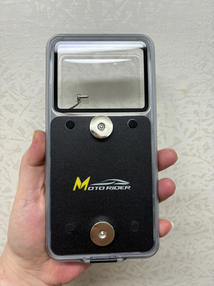 모토라이더 자석 방수 무선 충전 케이스 C타입 실사용 후기 | 효과 있을까? - 상품 이미지 3