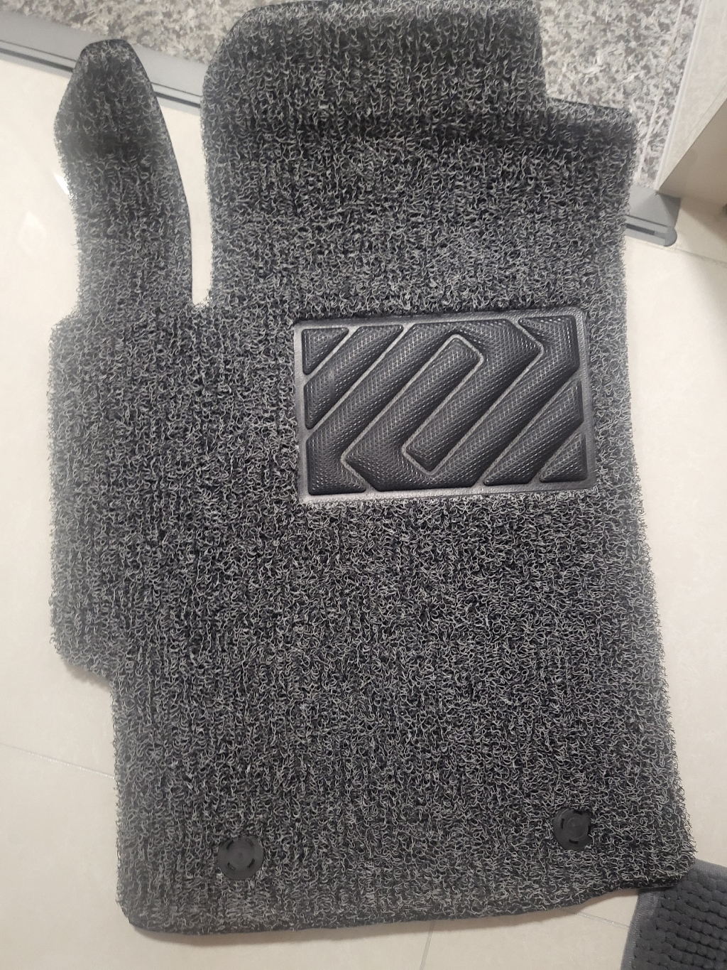 디카 코일 카매트 확장형 국산차 수입차 외제차 전차종 4가지색상 실사용 후기 | 효과 있을까? - 상품 이미지 3