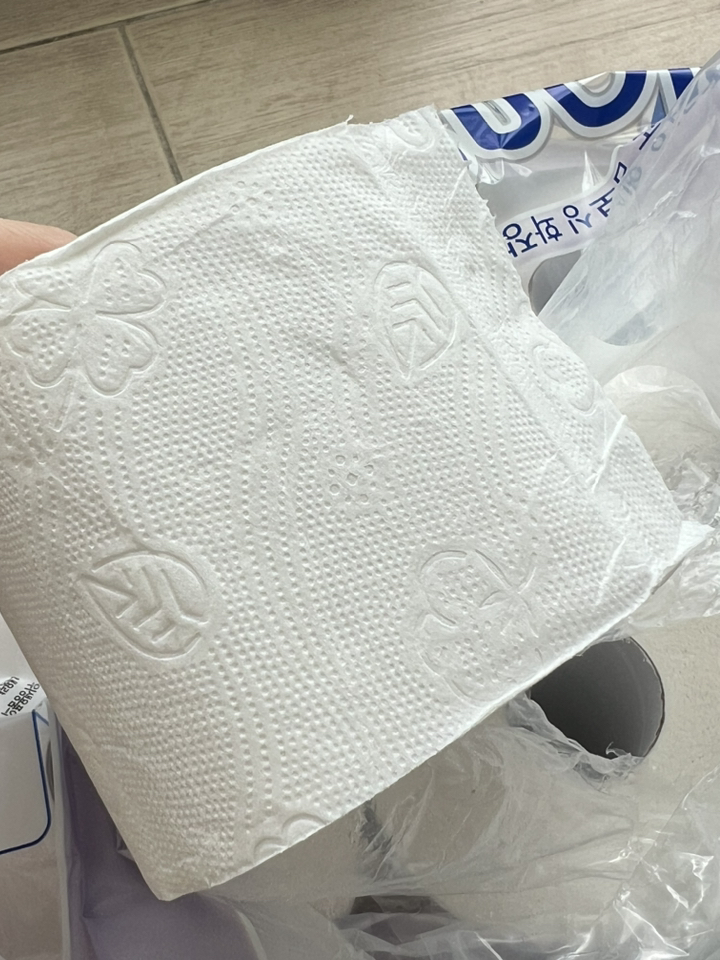 브론디 3겹 물에 녹는 고급 롤 화장지 이미지 2