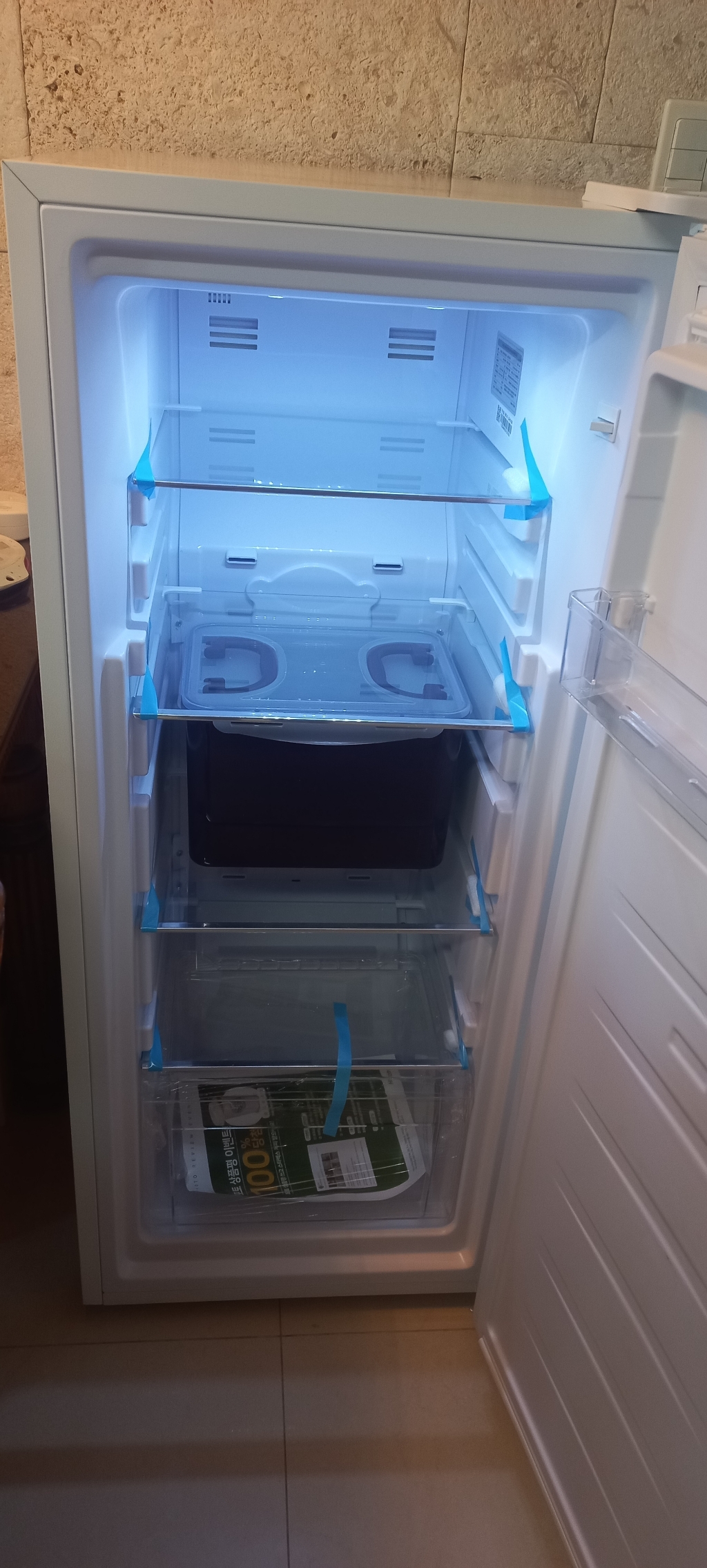 하이얼 아쿠아 글램글라스 도어 120L 김치냉장고 방문설치 개봉기 | 실사용 후기 - 상품 이미지 3