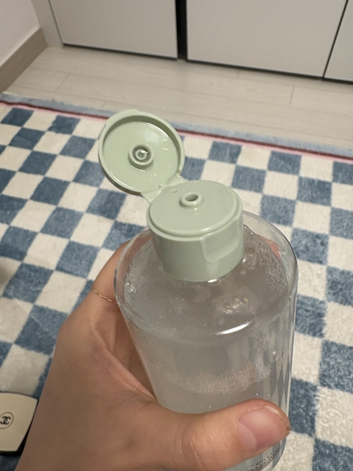 지베르니 저자극 밀착 립 앤 아이 리무버 이미지 4