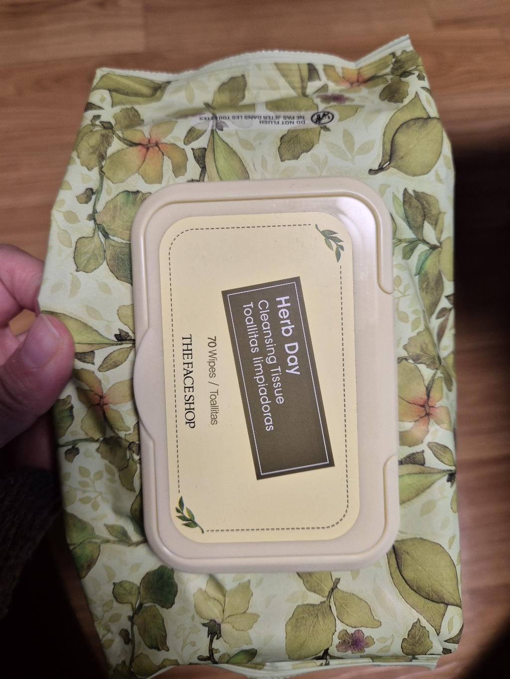 더페이스샵 허브데이 클렌징 티슈 이미지 3