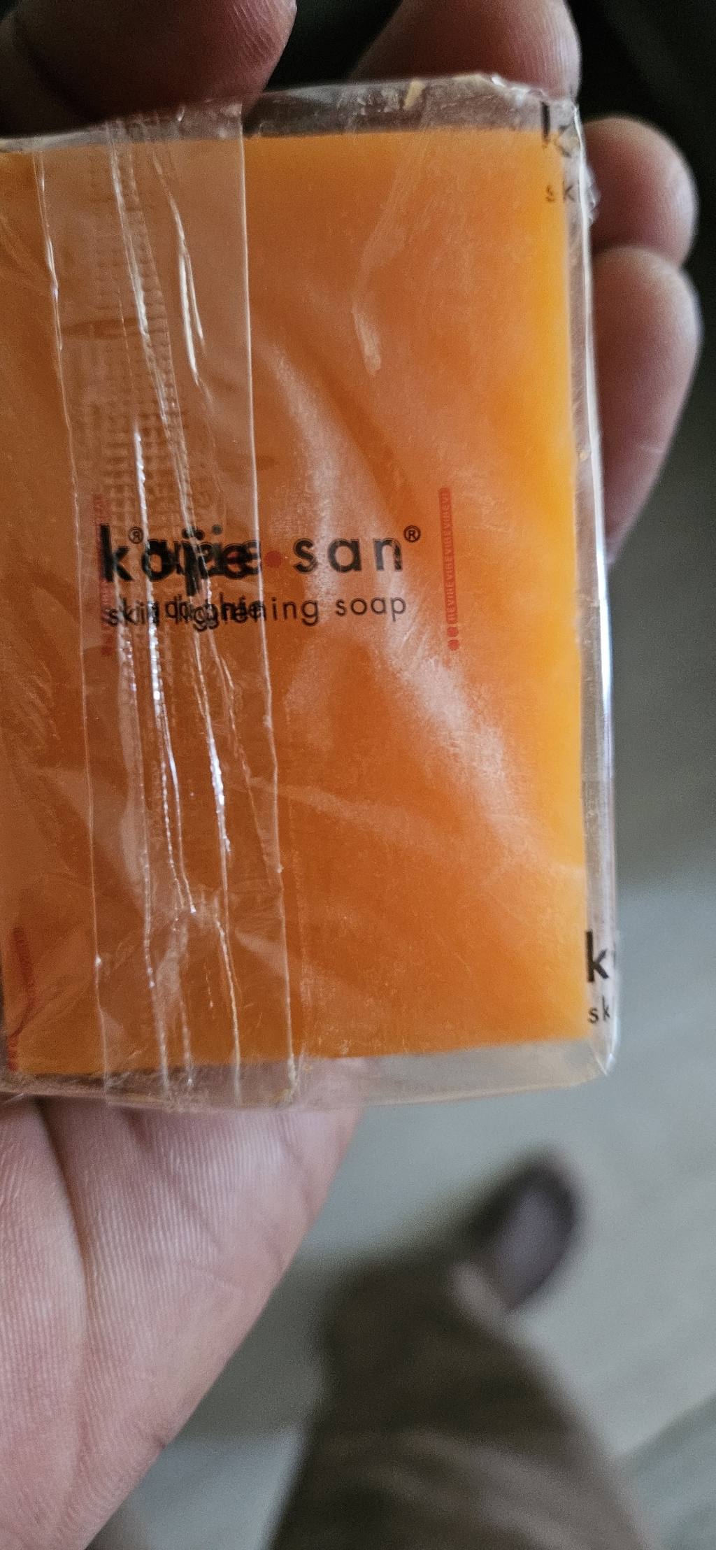 Kojie-san Skin Lightening soap 65g*3pcs ... 솔직 후기 | 실사용자 리뷰 분석 썸네일