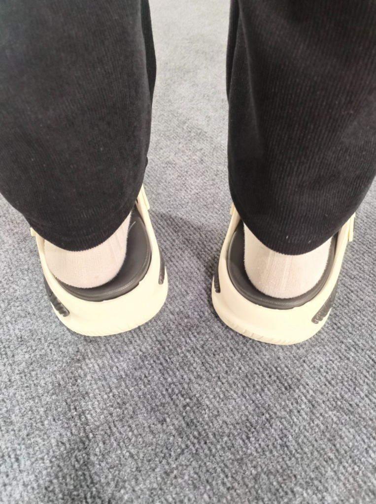 Modern Fashion 남자 발편한 무중력 슬리퍼 쿠션 샌들 실내화 솔직 후기 | 실사용자 리뷰 분석 - 상품 이미지 1