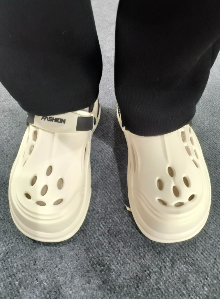 Modern Fashion 남자 발편한 무중력 슬리퍼 쿠션 샌들 실내화 솔직 후기 | 실사용자 리뷰 분석 - 상품 이미지 4