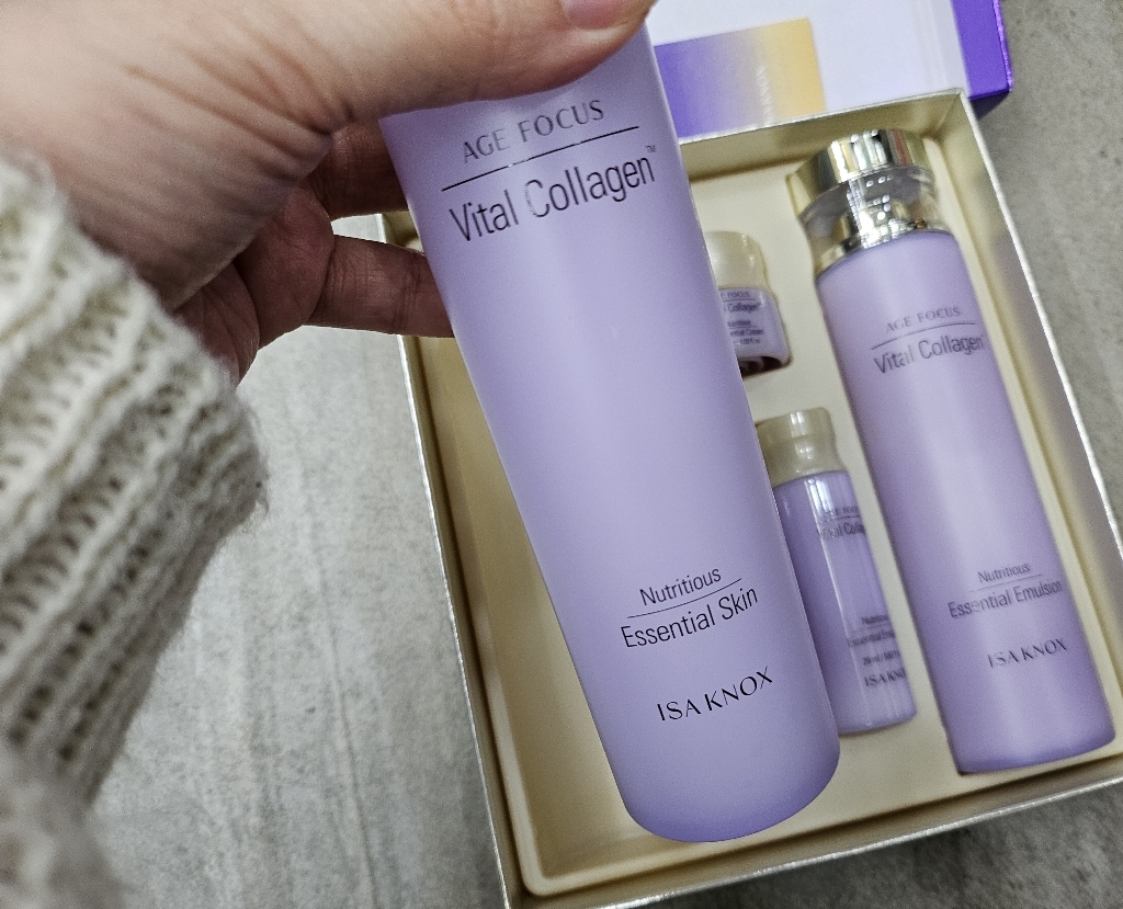 이자녹스 에이지 포커스 바이탈 콜라겐 스킨 100ml + 에멀전 100ml + 세럼 20ml + 크림 20ml 세트 이미지 4