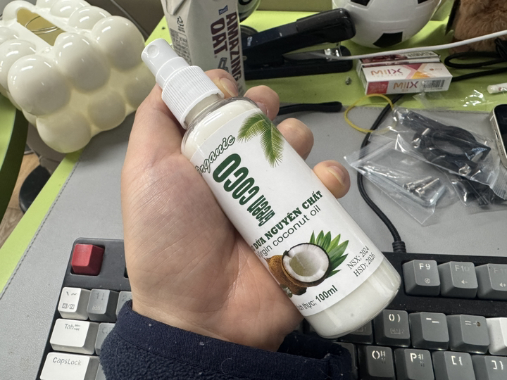 Vietcoco 피부에 바르는 코코넛오일 100% 코코넛 스프레이 펌프형 greencoco 100ml 이미지 2