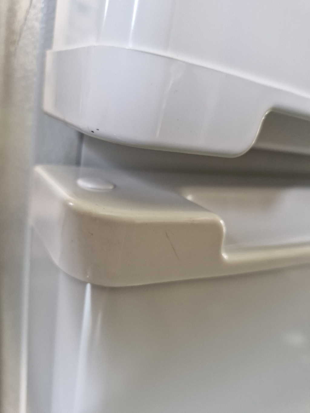 캐리어 KRFT-083ABPWO 2023년 최신상 미니(소형) 일반냉장고 저소음 2도어 83L 제품보유 당일발송 자가설치 이미지 4