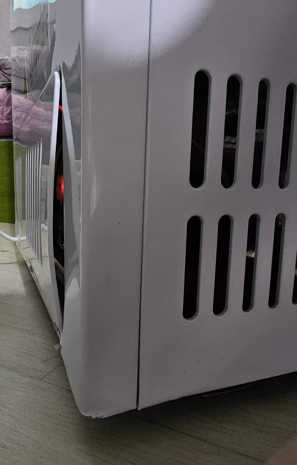 포쿨 미니 냉동고 소형 가정용 업소용 원룸 자취 FC-100BDW 이미지 2