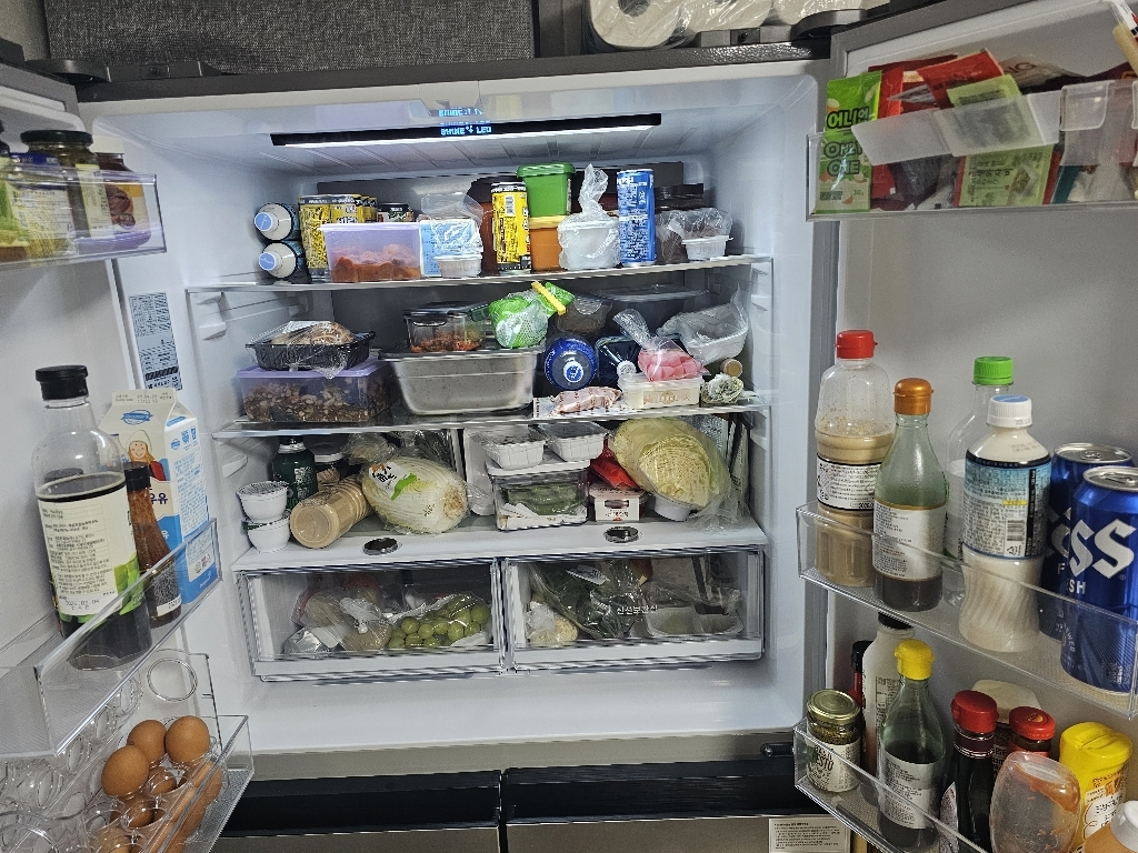 캐리어 모드비 김치에디션 601L 4도어 냉장고 + 락앤락 김치통 4.5L 4P 방문설치 이미지 2