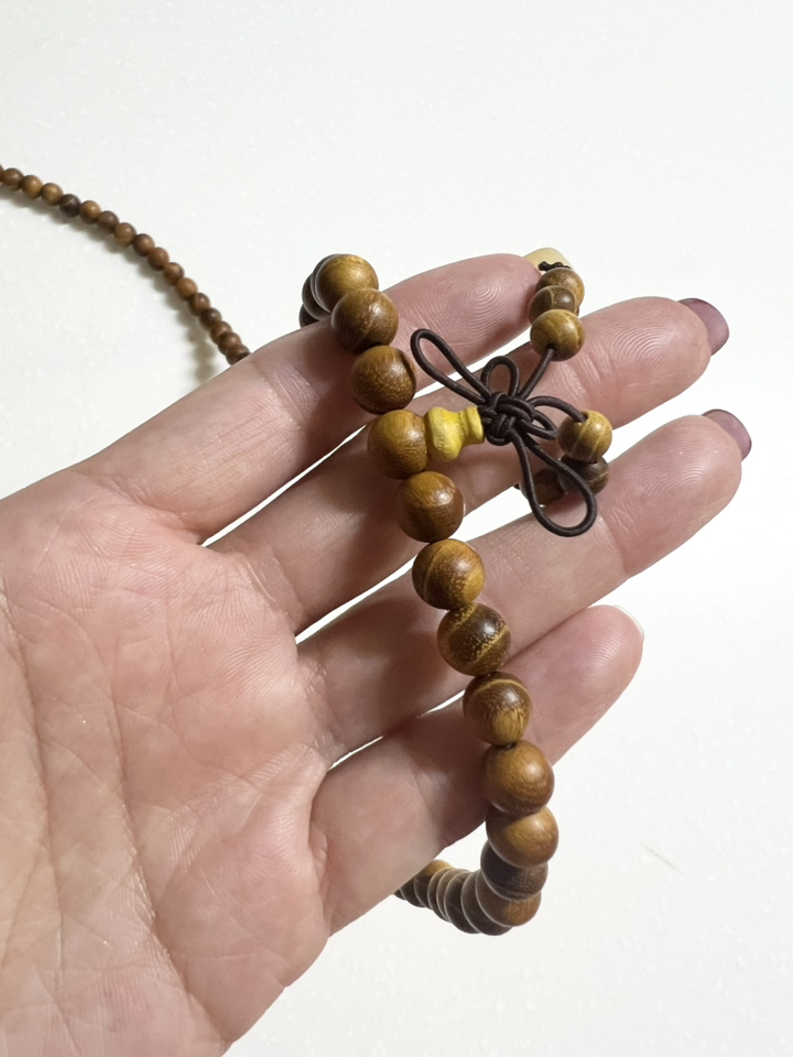 론조모니 재물운 소원성취 향나무 108염주 불교 용품 솔직 후기 | 취미생활 필수템 - 상품 이미지 3