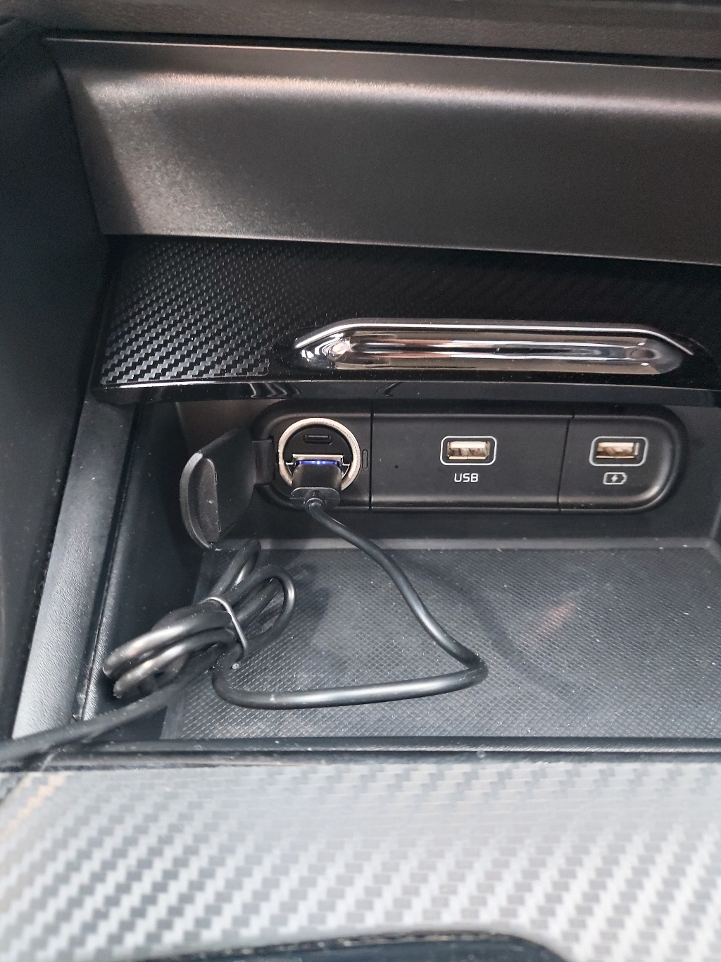 [완전매립] 차량용 초고속 시거잭 충전기 타입 PD QC 이미지 2