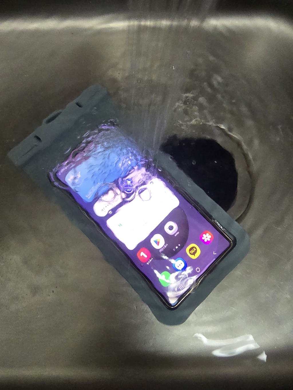 템모어 IPX8 프리미엄 핸드폰 방수팩 이미지 3