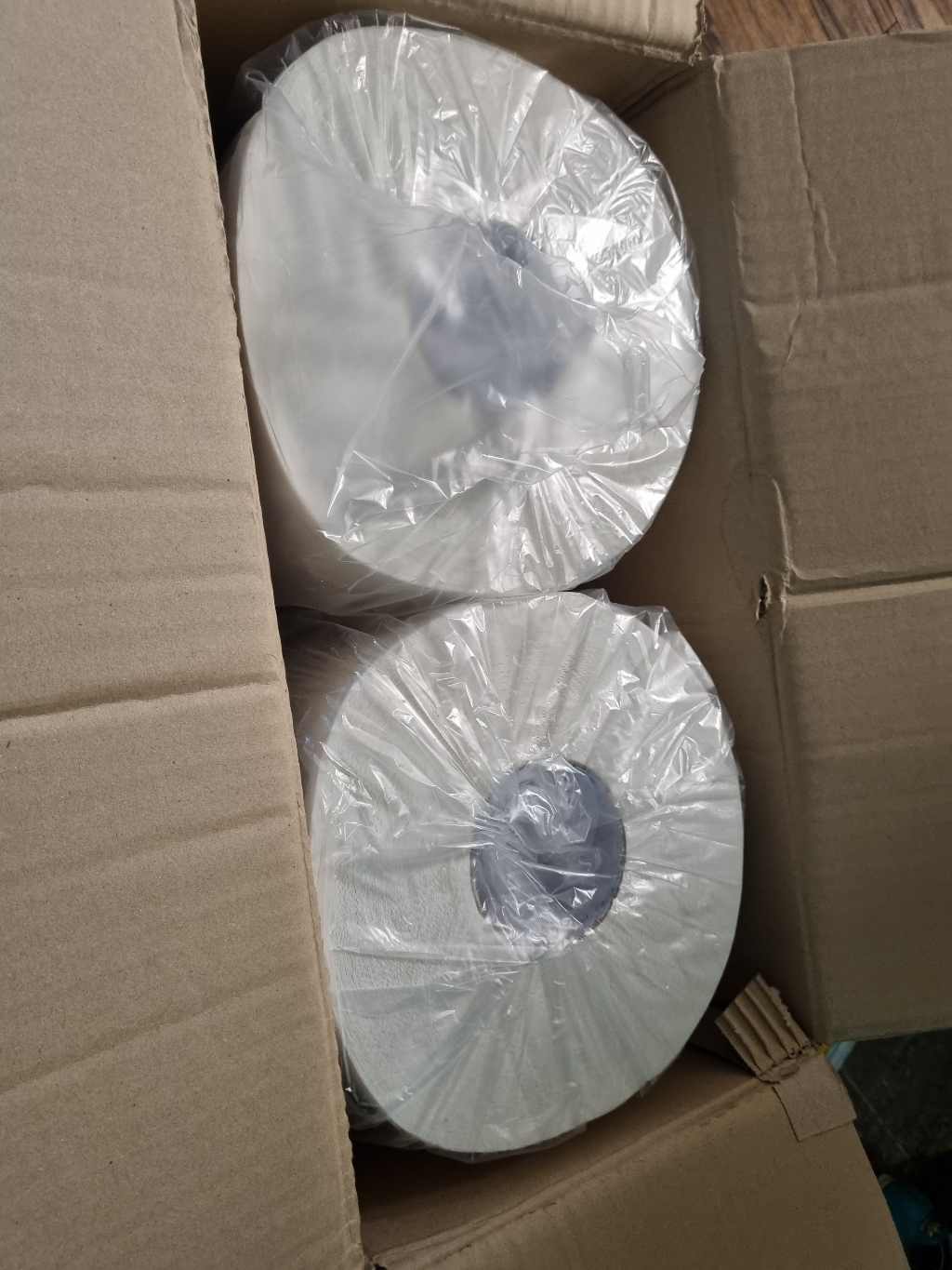 신라제지 점보롤 물에 잘 녹는 2겹 엠보 150m 점보 8롤 8롤, 1박... 실사용 후기 | 효과 있을까? - 상품 이미지 4
