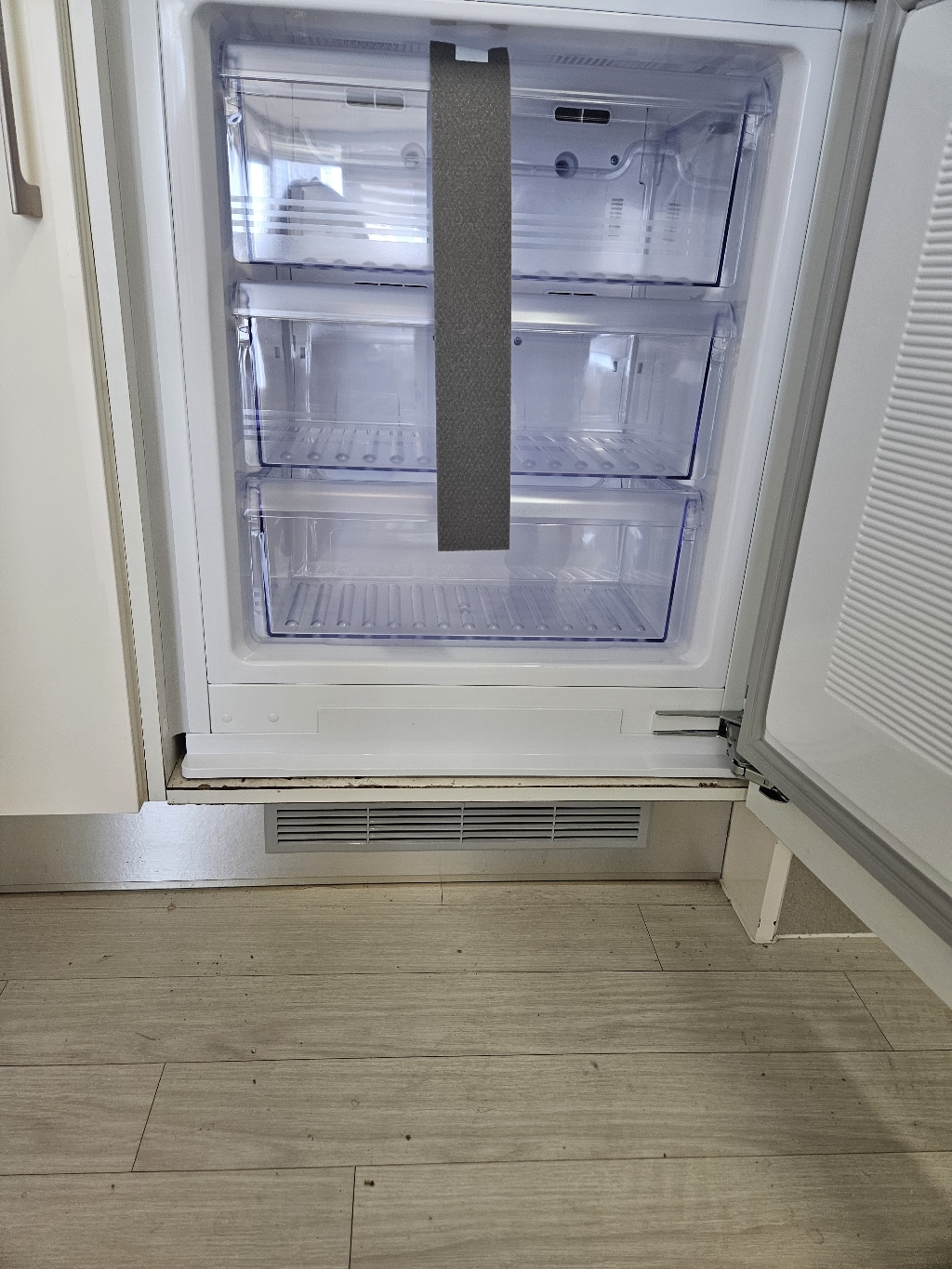 [삼성전자] RL2640YBBEC 일반냉장고 2도어 258L 빌트인 상냉... 개봉기 | 실사용 후기 - 상품 이미지 3