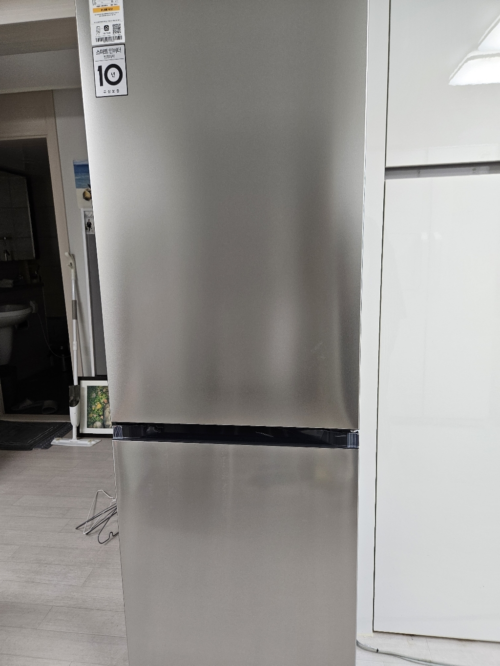 LG전자 모던엣지 상냉장 하냉동 344L 2도어 일반 냉장고 방문설치 이미지 3