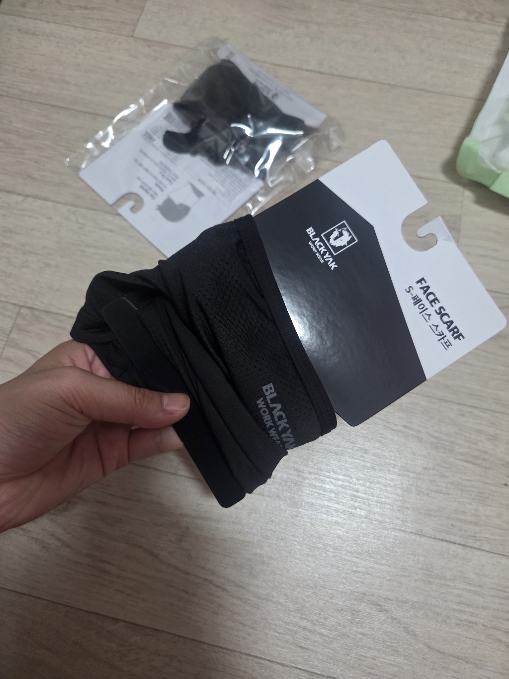1+1 블랙야크 페이스스카프 쿨버프 귀걸이형 스카프 얼굴햇빛가리개 냉감소재 자외선 차단 마스크, 블랙+블랙 이미지 2