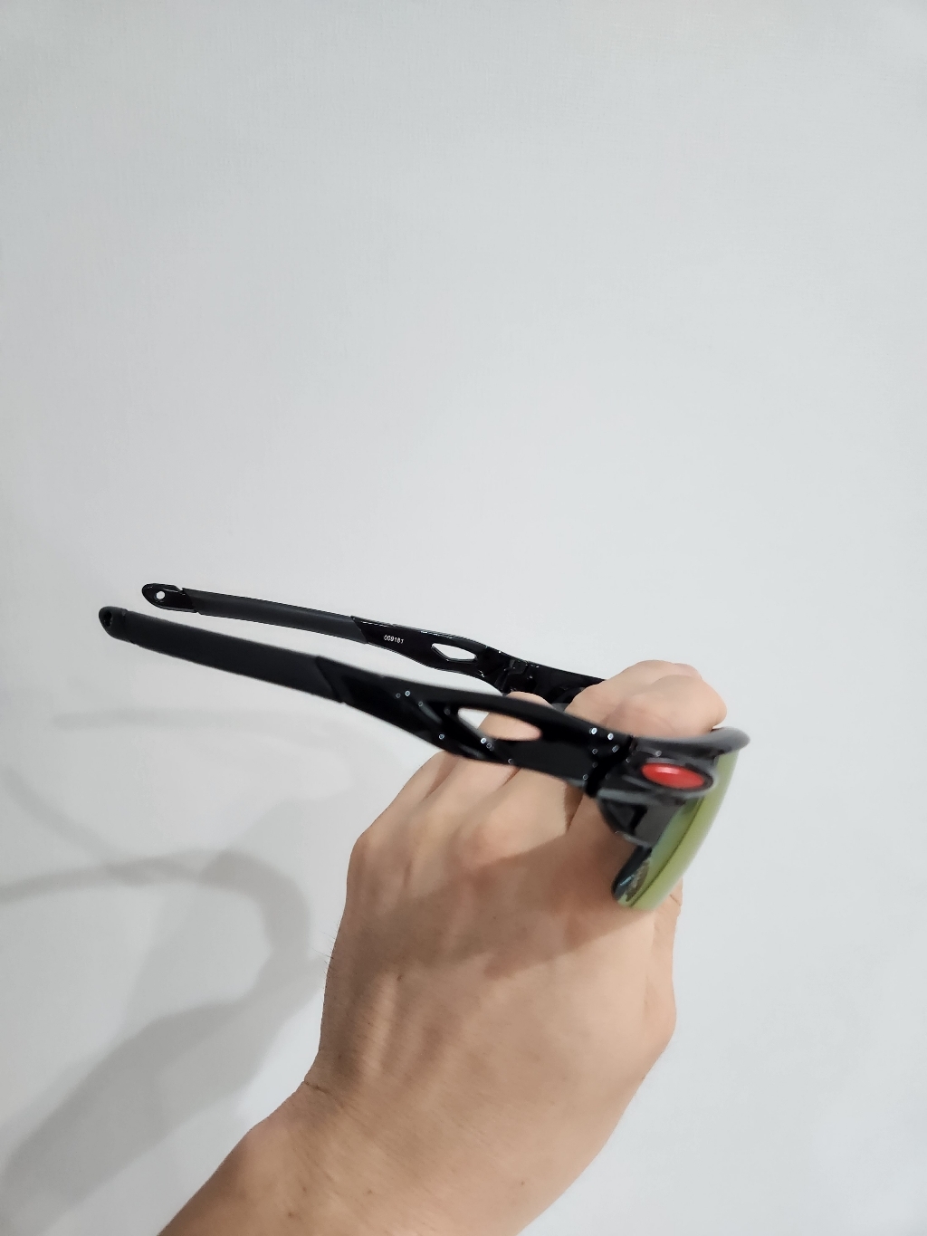 비바이원 라이딩 스포츠 선글라스, 블랙그레이, 1개 솔직 후기 | 실사용자 리뷰 분석 - 상품 이미지 2