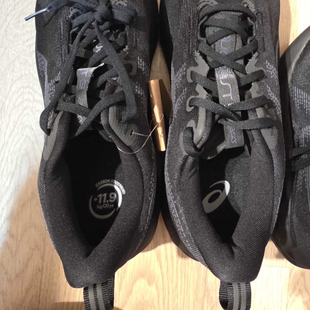 아식스 남성 노바블라스트 5 런닝화 이미지 4