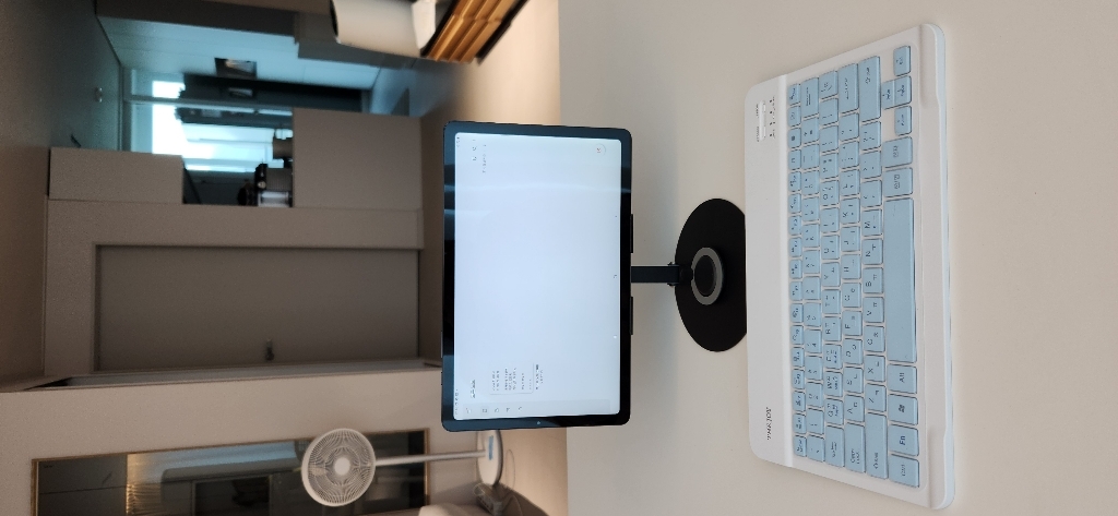 갤럭시탭 아이패드 레노버 엘지 지패드 울트라 샤오신 샤오미 미패드 아이뮤즈 태클라스트 디클 포유디지탈 뮤패드 엠피지오 태블릿 휴대폰 호환 블루투스 무선 키보드+키스킨 아이친구 이미지 2