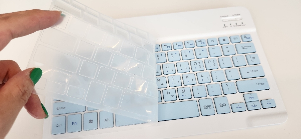 갤럭시탭 아이패드 레노버 엘지 지패드 울트라 샤오신 샤오미 미패드 아이뮤즈 태클라스트 디클 포유디지탈 뮤패드 엠피지오 태블릿 휴대폰 호환 블루투스 무선 키보드+키스킨 아이친구 이미지 4