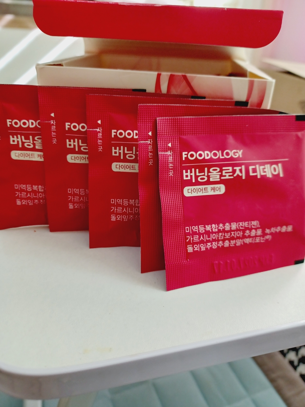 푸드올로지 버닝올로지 디데이 다이어트 케어 10회분, 5개 실사용 후기 | 효과 있을까? - 상품 이미지 2