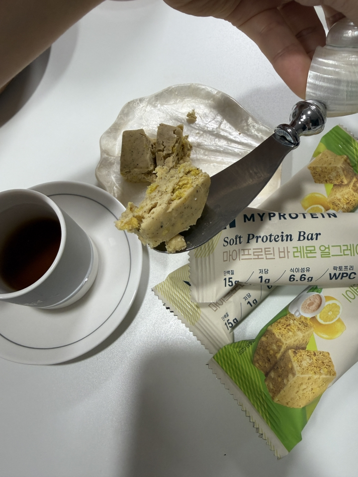 마이프로틴 소프트 단백질 바 레몬 얼그레이 45g, 10개 맛있게 먹은 솔직 후기 - 상품 이미지 4