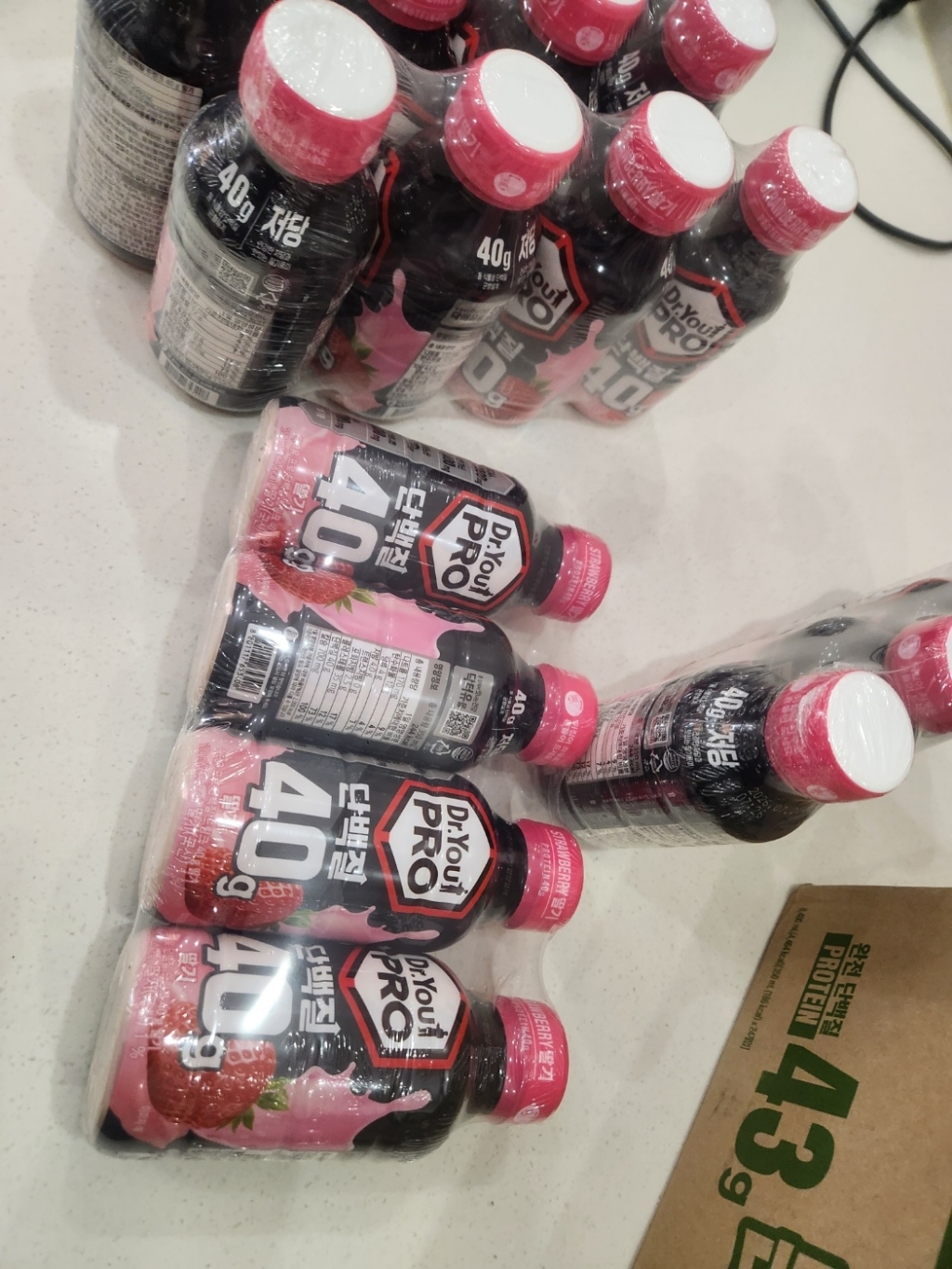 오리온 닥터유프로 단백질드링크 40g 딸기 350ml, 20개 운동러 솔직 후기 | 실사용 리뷰 - 상품 이미지 4