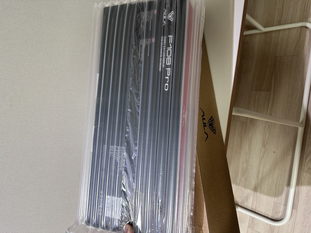 AULA 펀키스 유무선 독거미 한글 기계식 키보드 개봉기 | 실사용 후기 - 상품 이미지 4