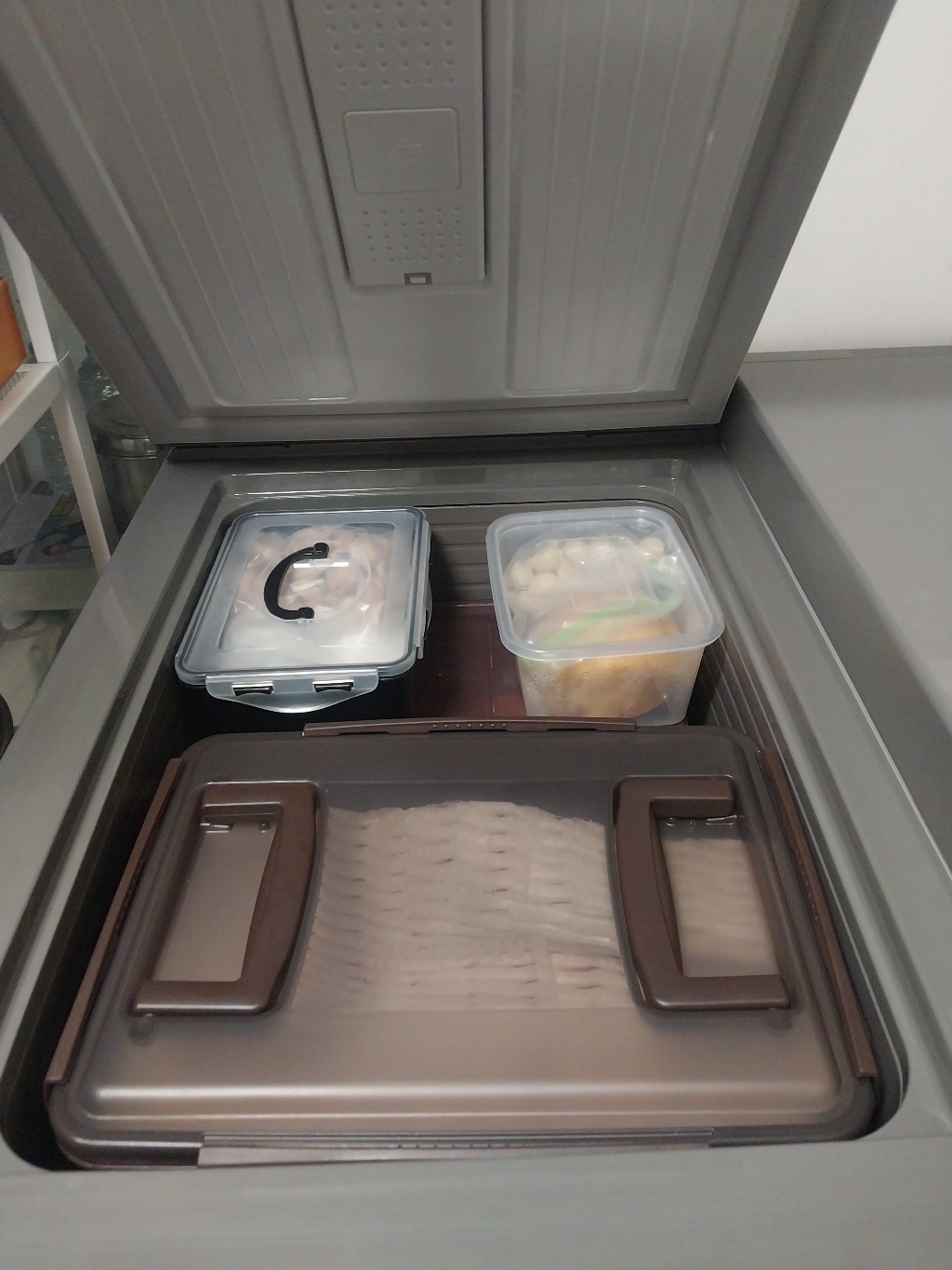 삼성전자 뚜껑형 김치냉장고 1등급 221리터 본사배송설치 냉동가능 RP2... 개봉기 | 실사용 후기 - 상품 이미지 4