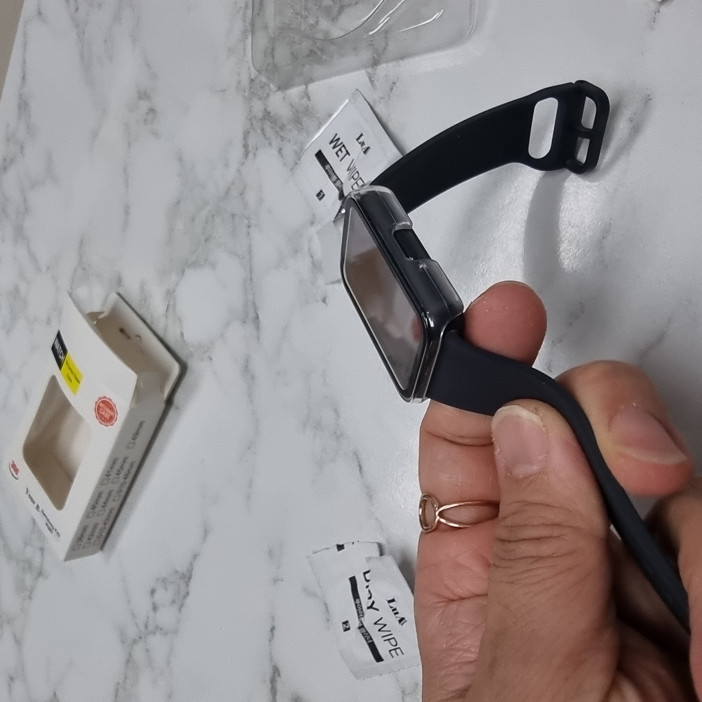 루아러블 갤럭시 핏3 액정보호 강화유리 필름 풀커버 케이스 개봉기 | 실사용 후기 - 상품 이미지 3