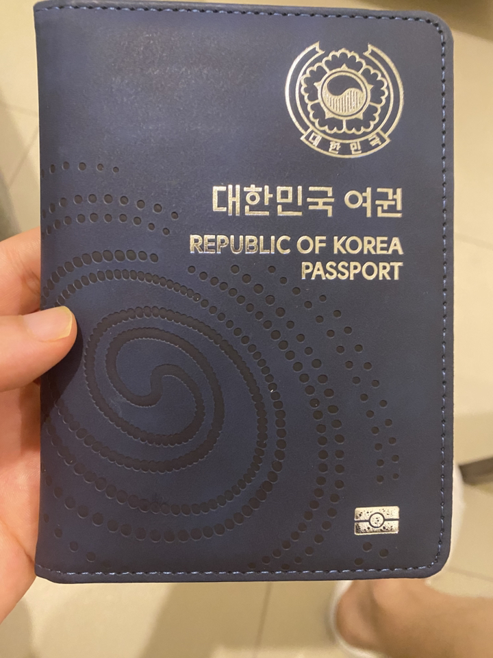 카스토리 RFID 차단 여권케이스 여권지갑 솔직 후기 | 실사용자 리뷰 분석 - 상품 이미지 3