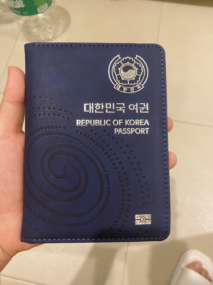 카스토리 RFID 차단 여권케이스 여권지갑 솔직 후기 | 실사용자 리뷰 분석 - 상품 이미지 1
