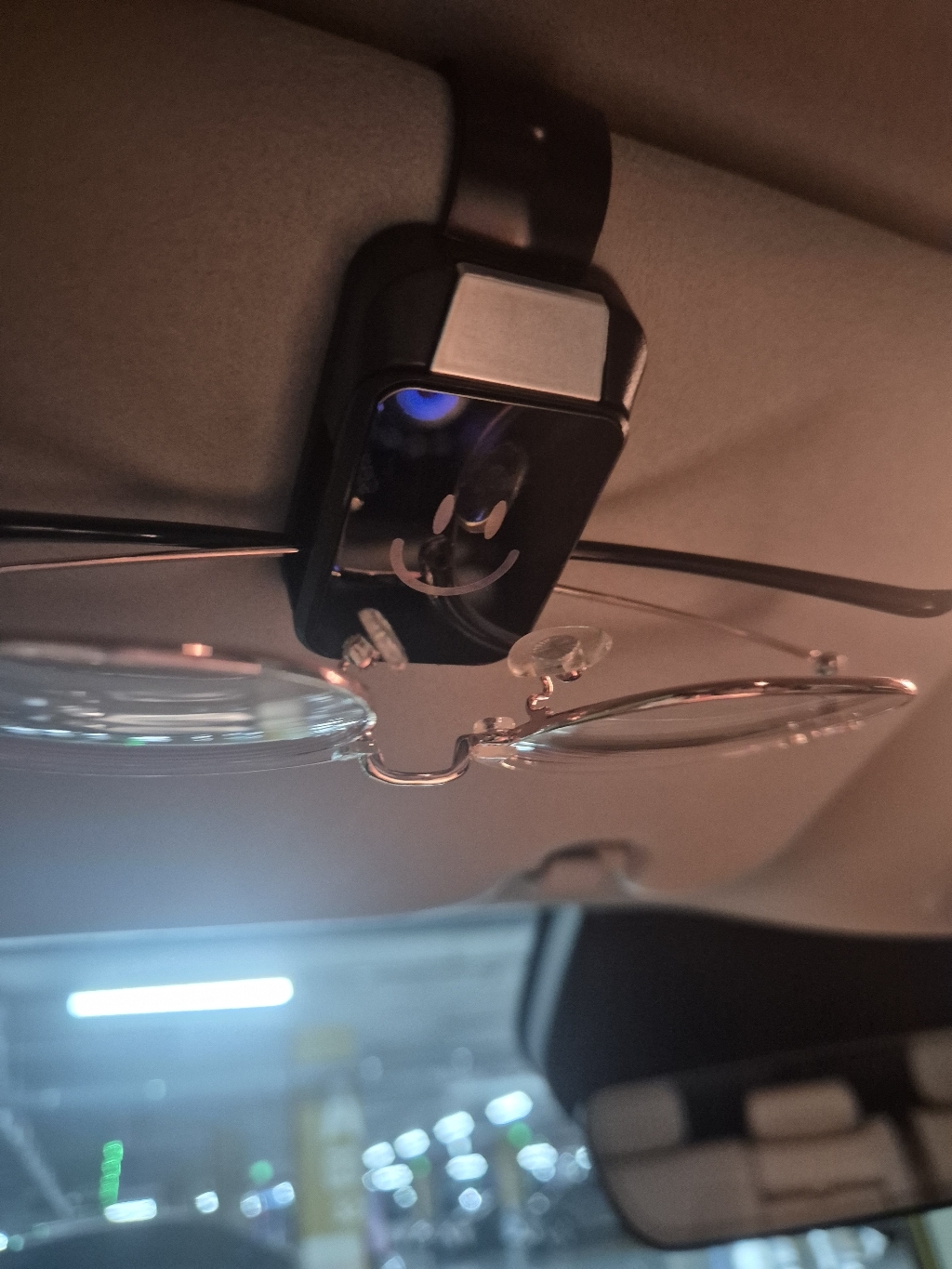 선바이저 차량 안경 선글라스 클립 거치대 자동차 썬바이저 안경보관 걸이 이미지 4