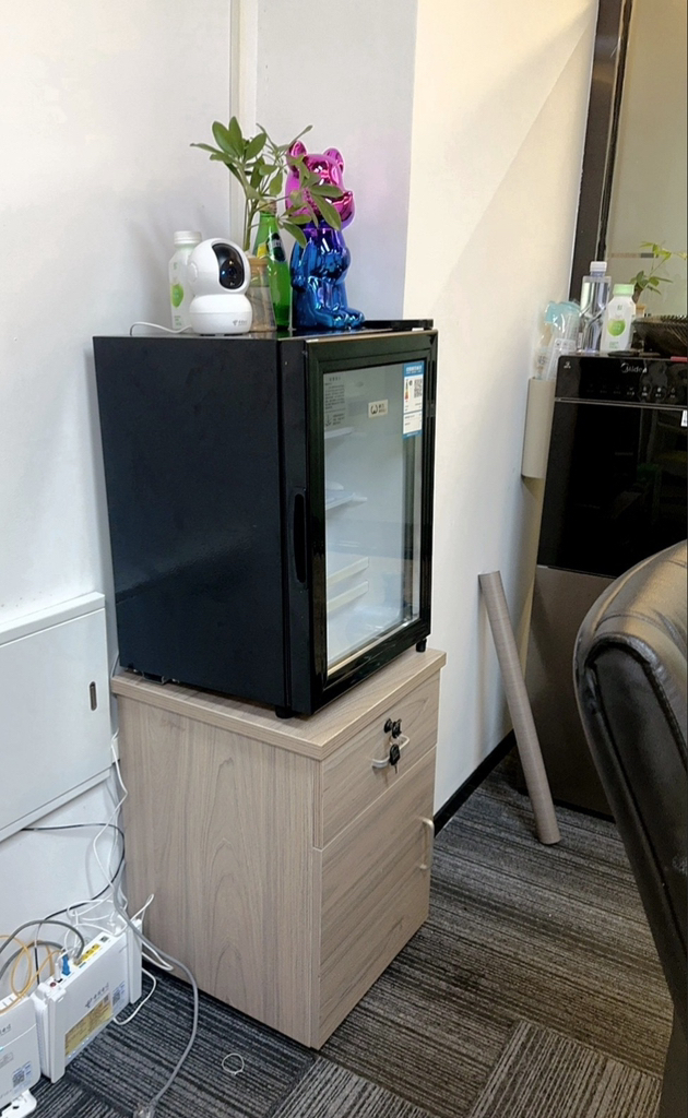 네바쿨 모던 쇼케이스냉장고 술 음료 주류 가정용 업소용 대용량 진열 투명 개봉기 | 실사용 후기 - 상품 이미지 3