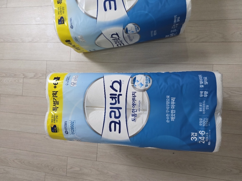 크리넥스 도톰한 에어터치 3겹 롤화장지 27m 이미지 3